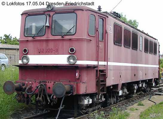 Kein weiteres Foto der Lok 220 vorhanden