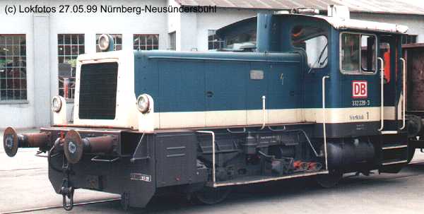Kein weiteres Foto der Lok 220 vorhanden